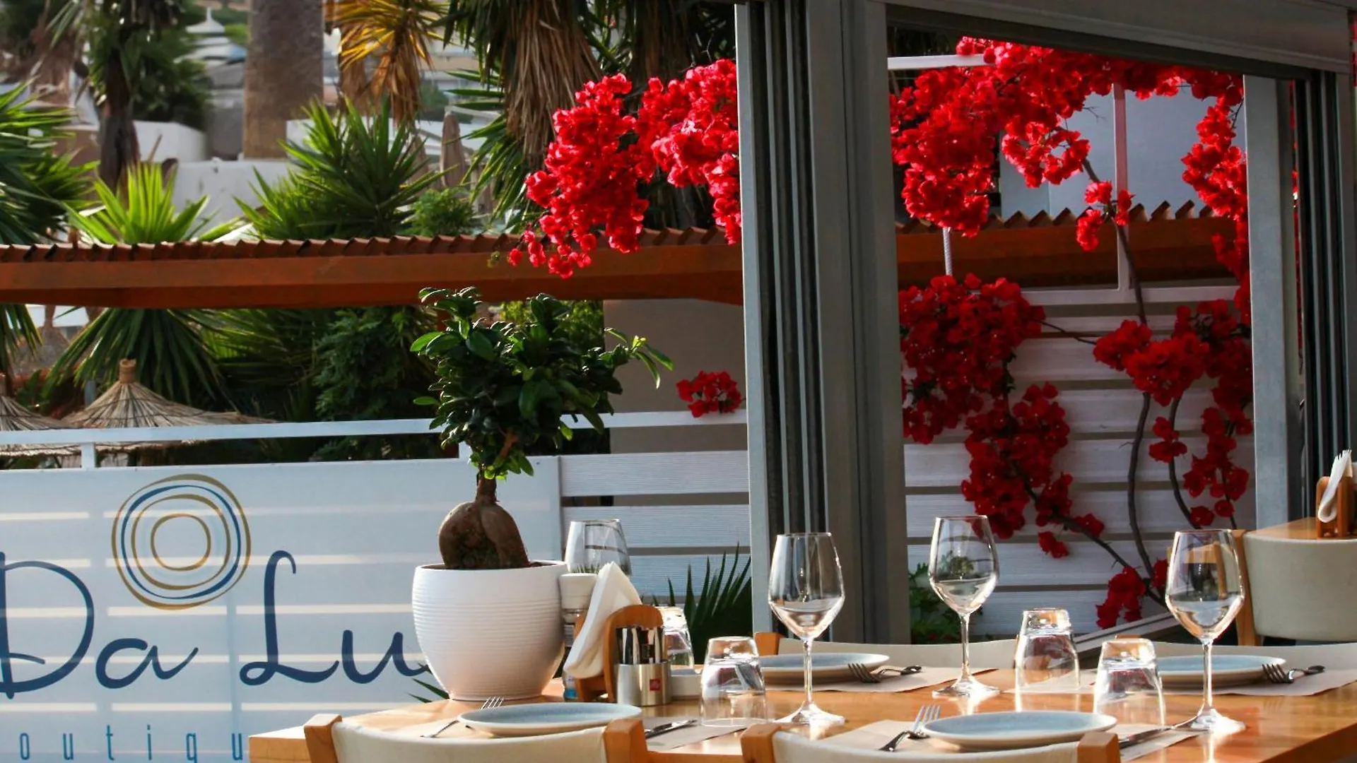 Da Luz Boutique Hotel Sarandë 0*,